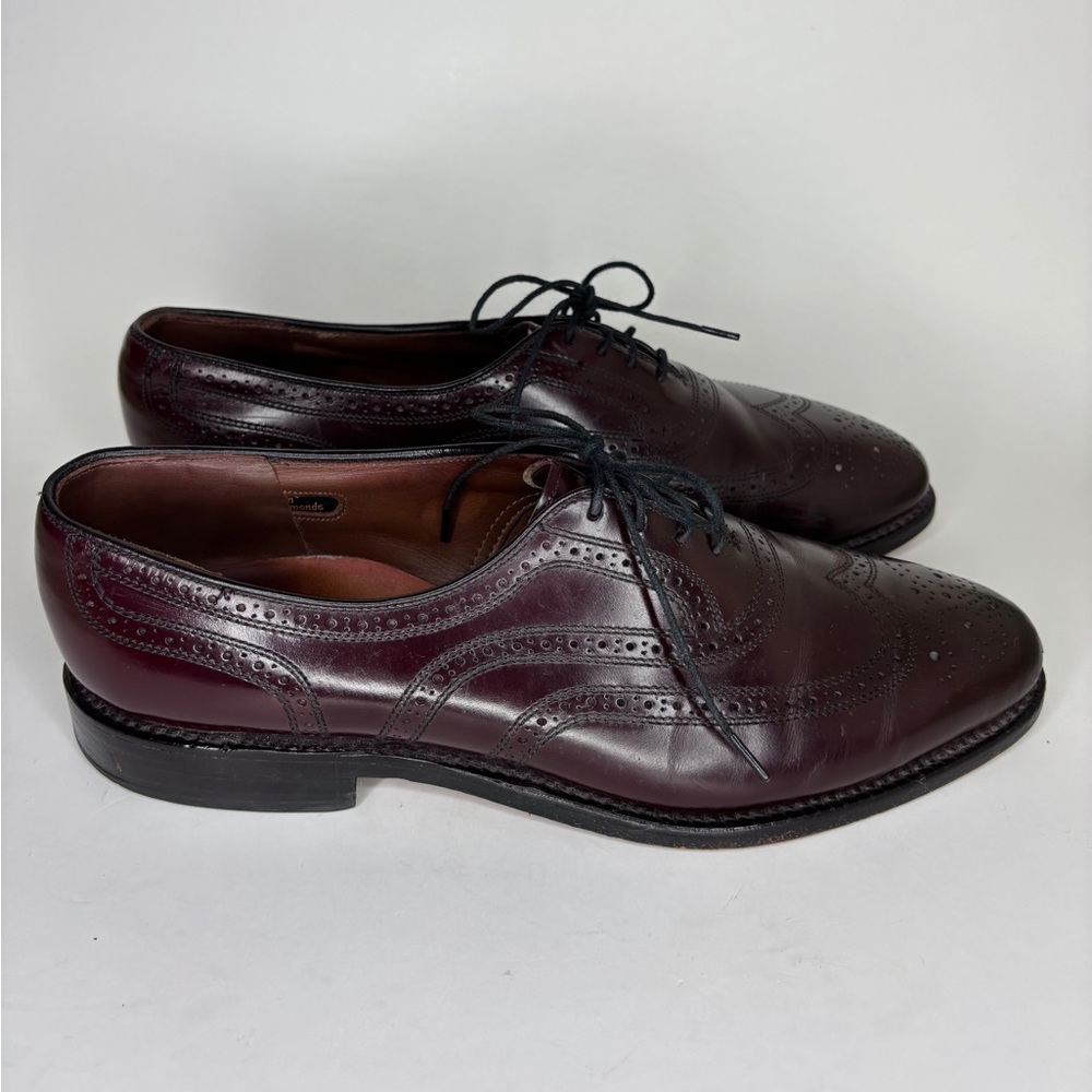 Allen Edmonds Townley Wingtip Oxford Burgundy Leather Men's Dress Shoe Size 8.5D